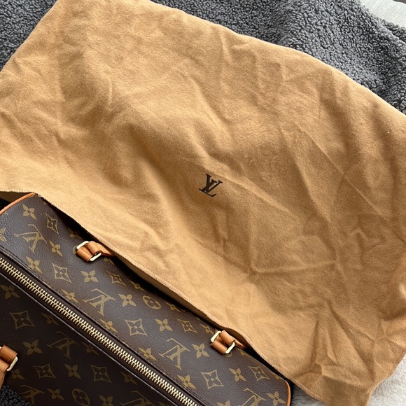 Louis Vuitton Papillon - Picture 11 of 13